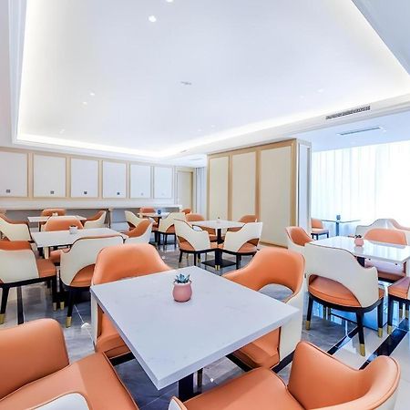 Vienna Hotel Sichuan Hejiang Yangtze River Bridge 루저우 외부 사진