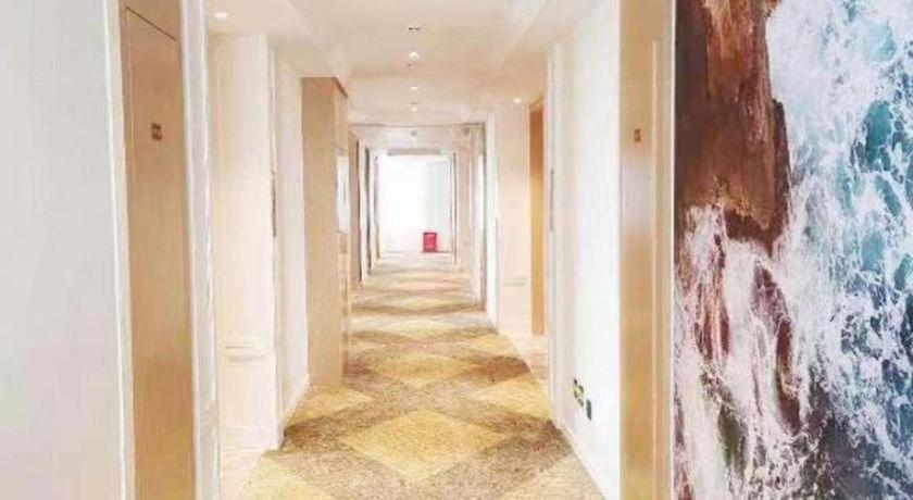 Vienna Hotel Sichuan Hejiang Yangtze River Bridge 루저우 외부 사진